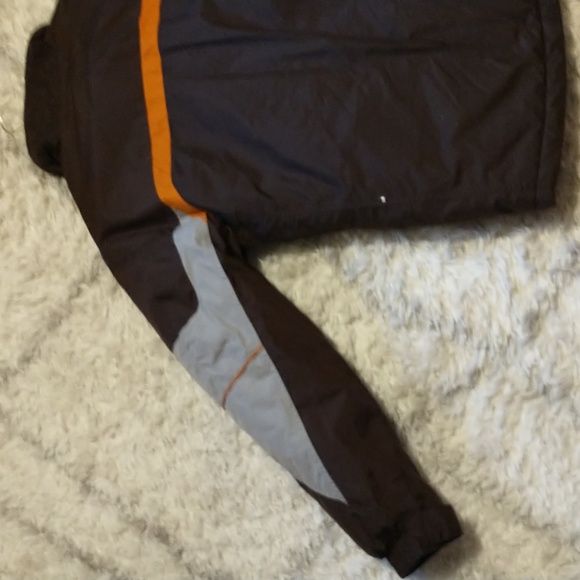 Columbia youth size 14/16 quilted winter coat with zip pockets,adjustable wrists - Picture 14 of 16